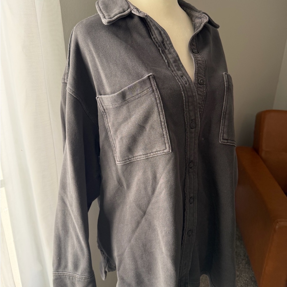 Aerie Women's Gray Button Down Shirt